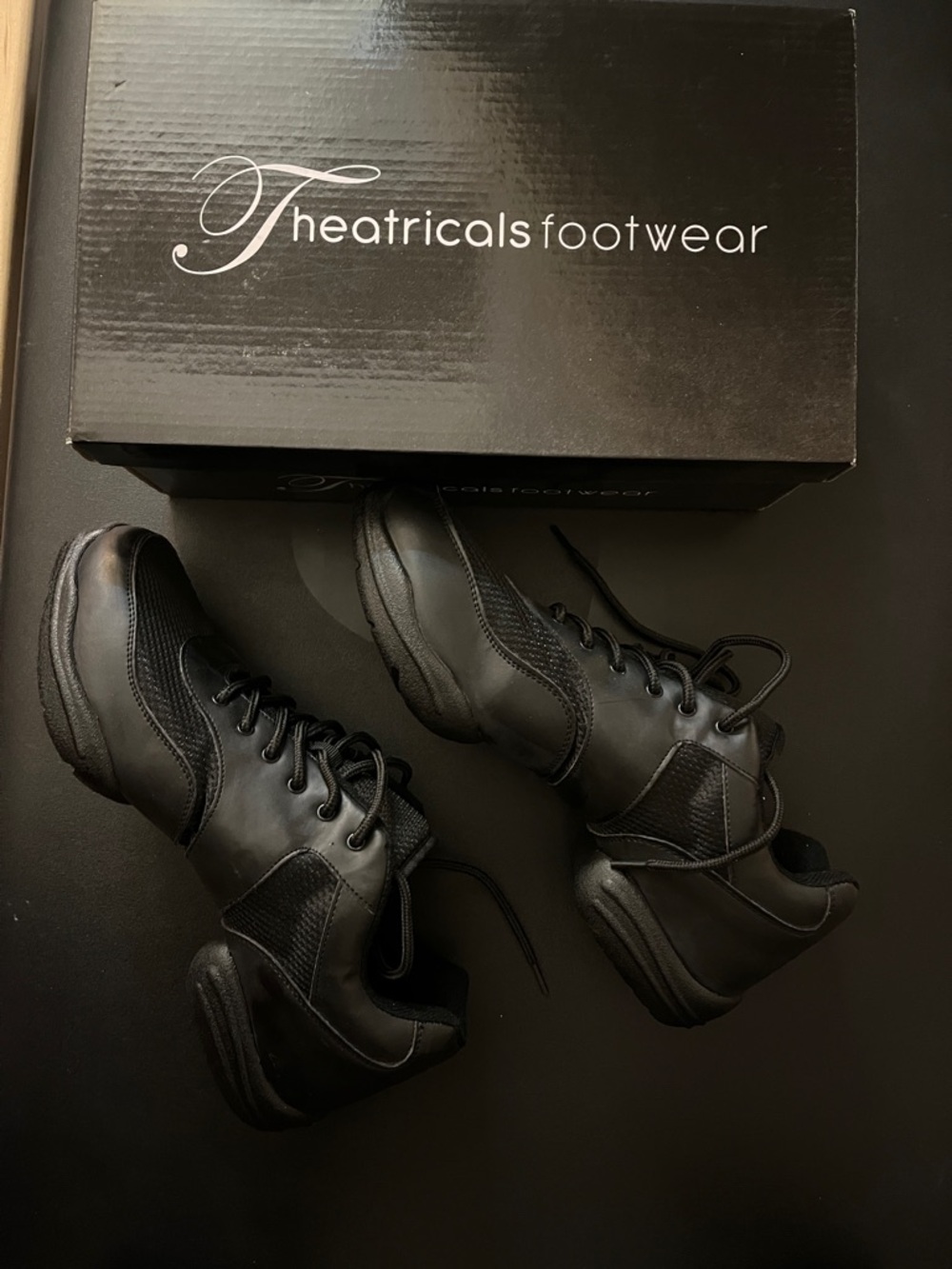 Men’s jazz sneaker